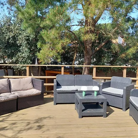 Hébergement de vacances Maison 12 Pers, Le Phare - 300 Mètres Des Plages