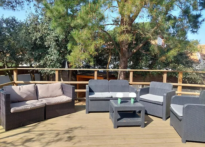 Hébergement de vacances Maison 12 Pers, Le Phare - 300 Mètres Des Plages